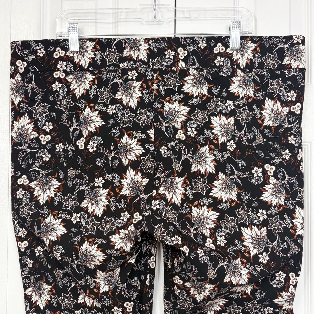 Preswick & Moore Black Multi Floral Stretch Pull-On Slim Ankle Pants 2X - Picture 14 of 16